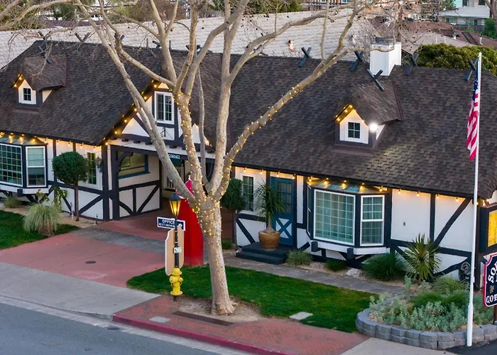 Solvang Inn & Cottages
